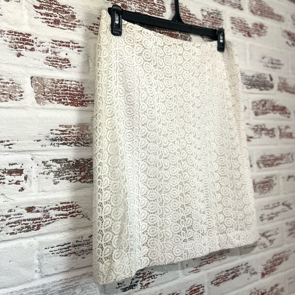 Vintage Pendleton Skirt Ivory Lace Straight Pencil Back Slit Lined Size 12p - Picture 2 of 9